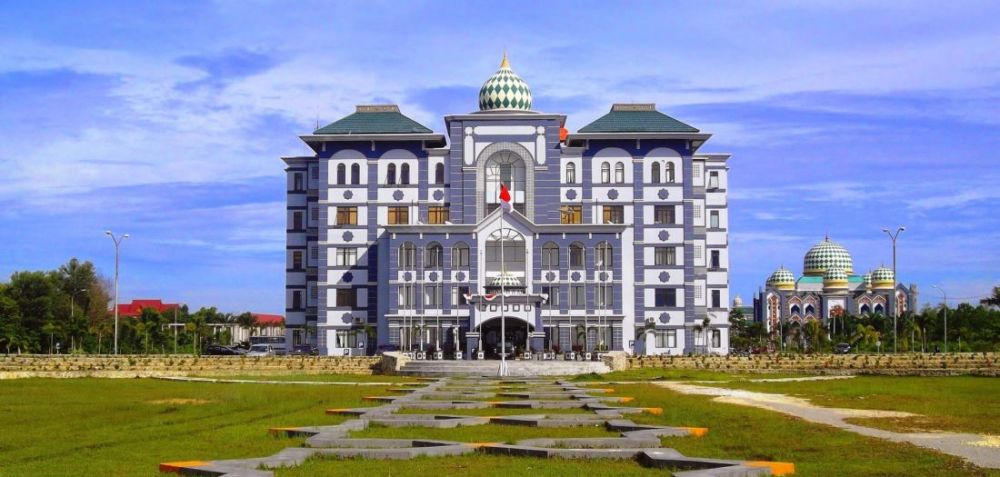 Daya Tampung dan Peminat SNBP 2023 Universitas Islam Negeri Sultan Syarif Kasim (UIN SUSKA)